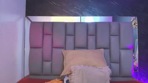 Snapshot of miaabrown__ chatting on November 28, 2025, 12:08 pm Mia online show from November 28, 2025, 12:08 pm