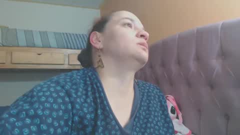 Snapshot of miaabrownn chatting on December 30, 2024, 12:32 am MIA online show from December 30, 2024, 12:32 am