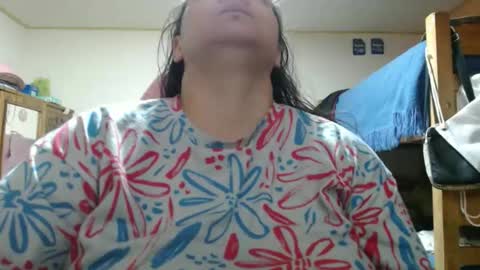 Snapshot of miaabrownn chatting on May 2, 2026, 12:15 am MIA online show from May 2, 2026, 12:15 am