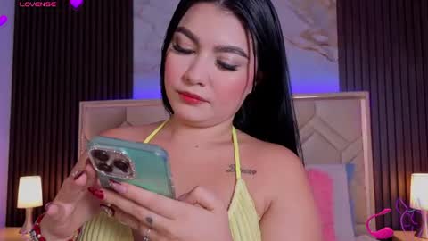 Snapshot of miaafarrel chatting on July 2, 2026, 7:09 pm Miaa Farrel online show from July 2, 2026, 7:09 pm