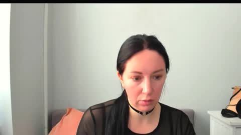 Mia online show from February 27, 2026, 1:55 pm