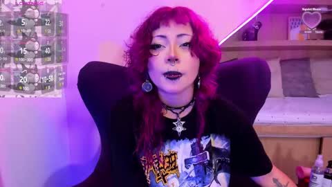 Mia online show from February 11, 2025, 12:37 pm