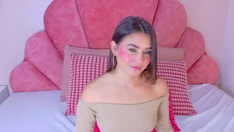 Snapshot of miaanderson__ chatting on April 21, 2026, 11:38 am miaanderson__ online show from April 21, 2026, 11:38 am