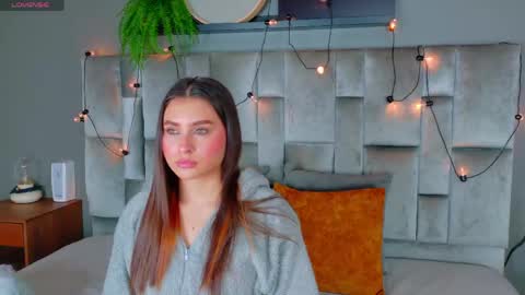 Snapshot of miaanderson__ chatting on May 18, 2026, 12:55 pm miaanderson__ online show from May 18, 2026, 12:55 pm
