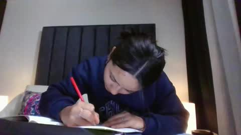 miaandnaty1 online show from January 26, 2025, 5:45 am