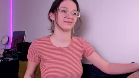 mia online show from February 26, 2026, 9:03 pm