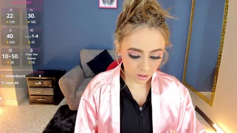 MiaCarper online show from January 5, 2025, 9:03 pm