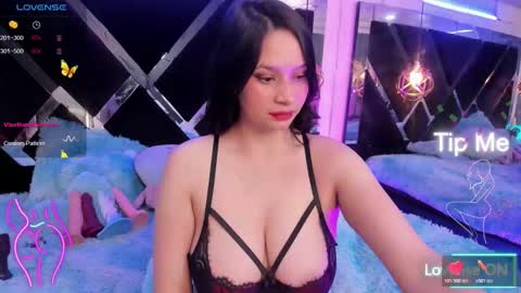 Mia online show from October 18, 2025, 1:41 am