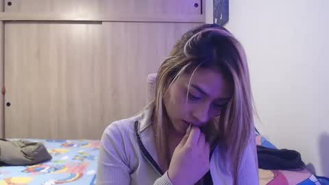Snapshot of miacollings1 chatting on October 11, 2025, 2:22 am Miia online show from October 11, 2025, 2:22 am