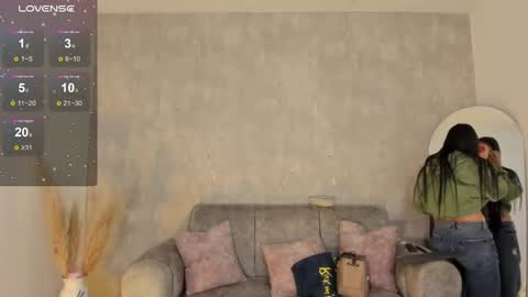 miacooper online show from March 5, 2025, 12:22 pm