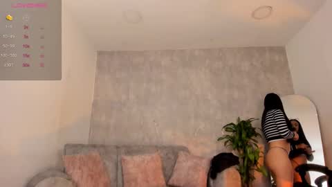 miacooper online show from November 13, 2025, 12:15 pm