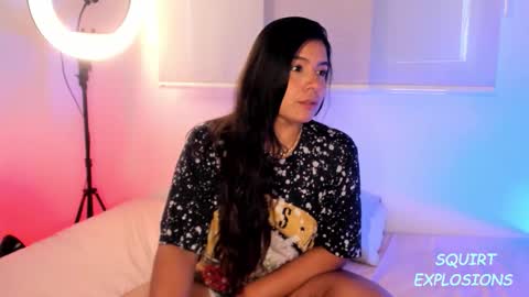 IG Yojanagomez  online show from December 4, 2025, 2:04 pm