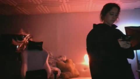 miaellababy online show from April 16, 2026, 12:44 am