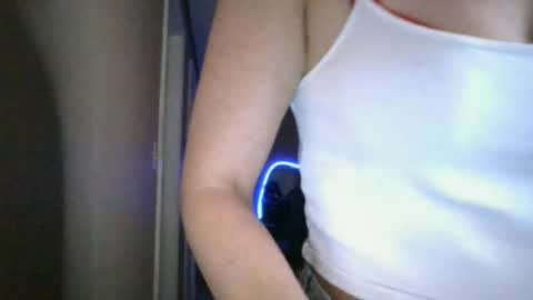miaellababy online show from July 2, 2026, 3:23 am