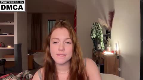 Snapshot of miafleur chatting on February 26, 2026, 10:42 pm Mia online show from February 26, 2026, 10:42 pm