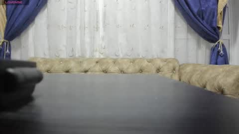 Miah Collins online show from February 26, 2025, 11:09 am