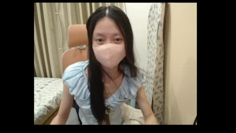 miahchan68 online show from May 12, 2026, 2:14 pm