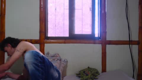 Mia  Sam online show from September 21, 2025, 3:02 pm