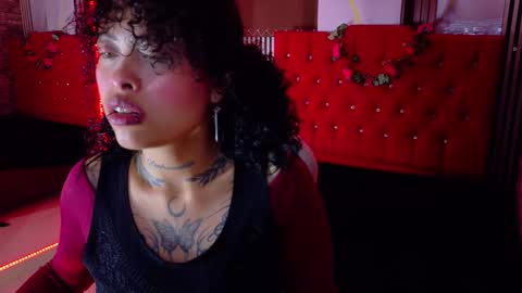 MIA VELEZ online show from January 13, 2026, 4:18 am