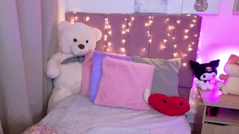 Miah Joness online show from January 17, 2026, 4:50 am