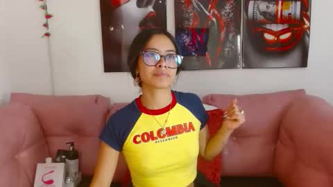 miahotcs online show from March 26, 2026, 3:39 pm