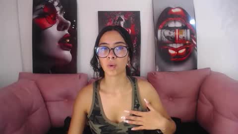 miahotcs online show from May 24, 2026, 4:12 pm