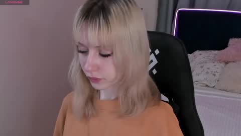 miakimiko online show from April 18, 2026, 2:15 am