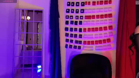 Snapshot of mialaurence_ chatting on July 3, 2026, 7:31 pm Call me Mia online show from July 3, 2026, 7:31 pm
