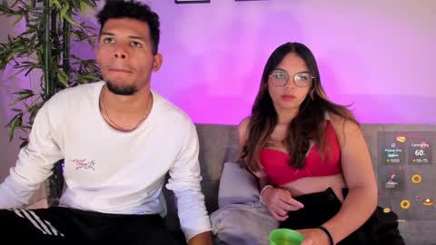 Mia online show from January 12, 2025, 4:29 pm