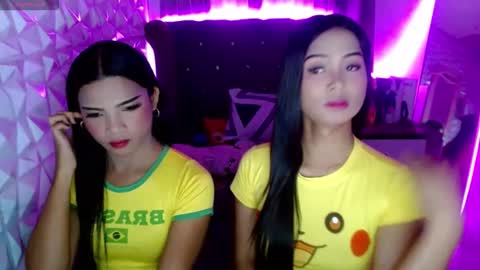 Snapshot of miamalkovax chatting on May 15, 2026, 9:16 am miamalkovax online show from May 15, 2026, 9:16 am