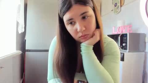 MiaMarrone online show from May 3, 2026, 7:36 am