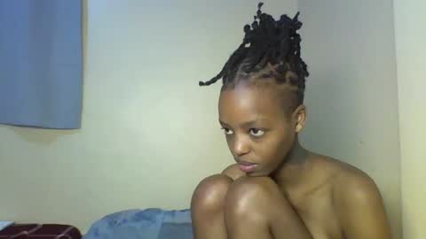 Muffin online show from December 20, 2025, 2:02 pm