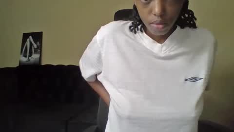 Muffin online show from April 19, 2026, 1:32 pm