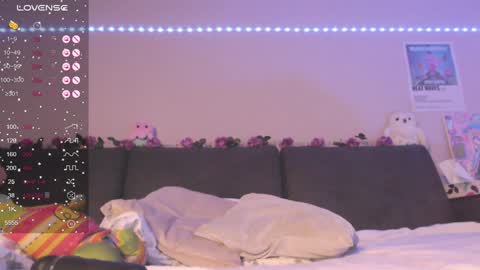 Mia online show from January 19, 2025, 3:53 pm