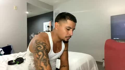 miamiclos1 online show from December 9, 2024, 4:45 am