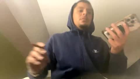 miamiclos1 online show from January 14, 2025, 7:06 am