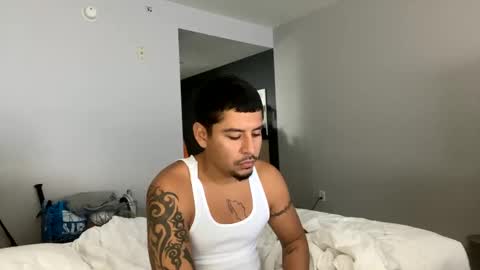 miamiclos1 online show from January 16, 2025, 3:02 pm