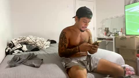 miamiclos1 online show from October 24, 2025, 11:23 pm