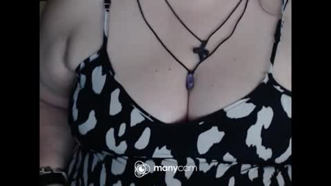 Snapshot of miamimistress chatting on June 1, 2026, 9:44 am maya online show from June 1, 2026, 9:44 am