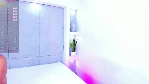 Mia Mistrex online show from September 28, 2025, 4:51 am