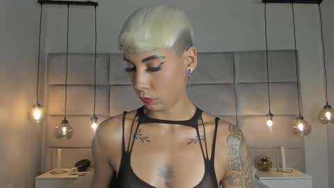 Mia Morgann online show from February 9, 2025, 7:19 pm