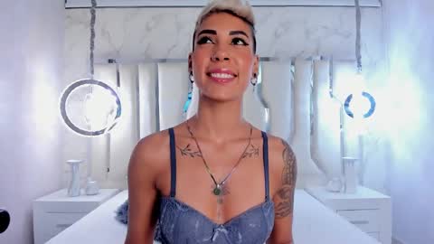 Mia Morgann online show from February 22, 2025, 2:19 pm