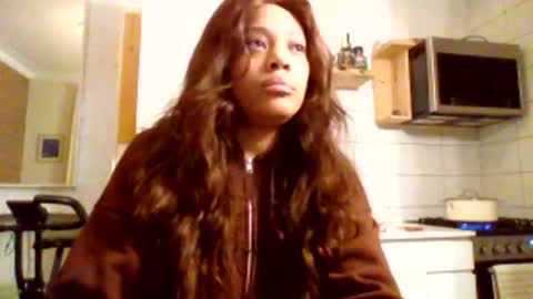 MiaMuffn online show from April 5, 2026, 7:05 am