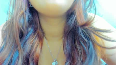 Snapshot of mianoirr chatting on February 26, 2026, 8:41 pm Mia online show from February 26, 2026, 8:41 pm