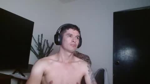 miaou_miaou online show from February 3, 2025, 3:53 am