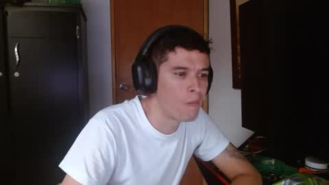 miaou_miaou online show from February 13, 2025, 10:33 pm