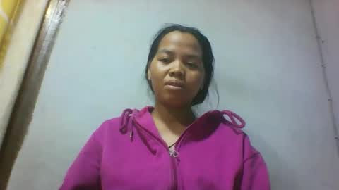 miarii online show from May 18, 2026, 4:07 am