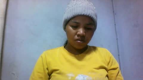 Snapshot of miarii chatting on June 17, 2026, 6:38 am miarii online show from June 17, 2026, 6:38 am