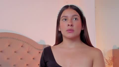 miarizzi online show from April 25, 2026, 2:36 pm