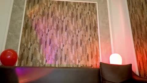 Snapshot of miarouge_me chatting on February 19, 2026, 5:47 am Mia online show from February 19, 2026, 5:47 am